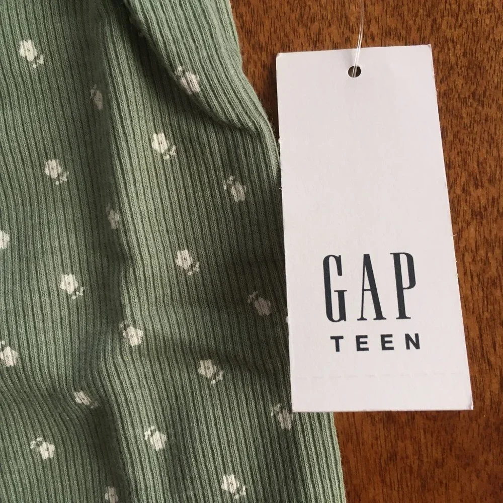 Gap cami dress and tees M 8 NWT